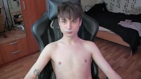 Looking for a moderator I PVT IS OPEN online show from November 24, 2025, 10:59 am