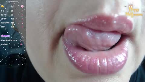 K E R L Y online show from October 24, 2025, 1:18 pm