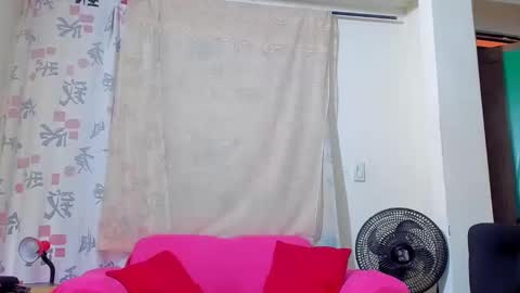 Kerlysmith24 online show from June 5, 2026, 1:28 pm