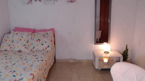 Snapshot of kesha_brooks chatting on January 30, 2025, 9:25 pm Mia online show from January 30, 2025, 9:25 pm