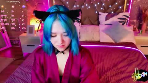 kettiejones online show from April 24, 2026, 6:27 am