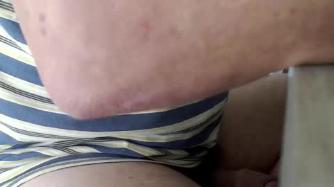 kev20paris online show from November 8, 2025, 10:48 am