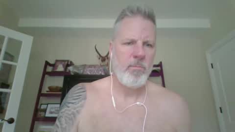 keven_x online show from November 25, 2025, 4:40 pm