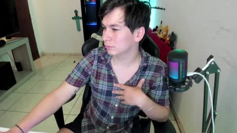 Snapshot of kevin873s chatting on January 18, 2025, 11:55 pm Kevin online show from January 18, 2025, 11:55 pm