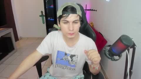 Snapshot of kevin873s chatting on October 8, 2025, 11:24 pm Kevin online show from October 8, 2025, 11:24 pm