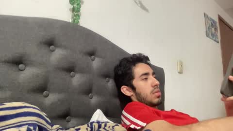 Snapshot of kevin9090604771 chatting on January 14, 2025, 9:20 pm kev online show from January 14, 2025, 9:20 pm