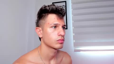 Snapshot of kevin_ahs1 chatting on February 25, 2025, 6:20 pm Kevin Ahs online show from February 25, 2025, 6:20 pm