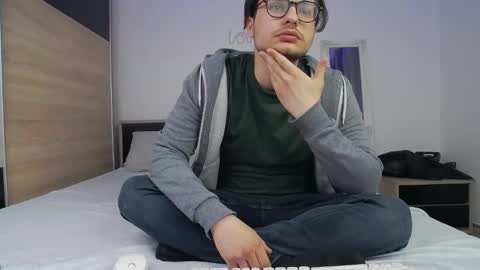 kevin_garcia1 online show from March 17, 2026, 3:59 pm