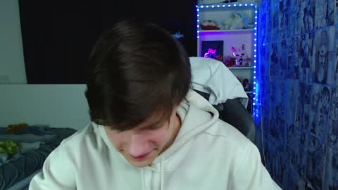 Snapshot of kevin_joestar chatting on February 7, 2025, 6:45 am Kevin online show from February 7, 2025, 6:45 am