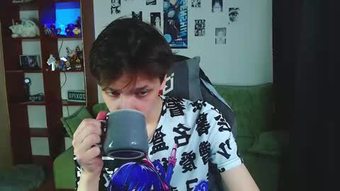 Snapshot of kevin_joestar chatting on September 16, 2025, 4:24 am Kevin online show from September 16, 2025, 4:24 am