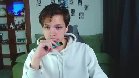 Snapshot of kevin_joestar chatting on September 24, 2025, 3:43 am Kevin online show from September 24, 2025, 3:43 am