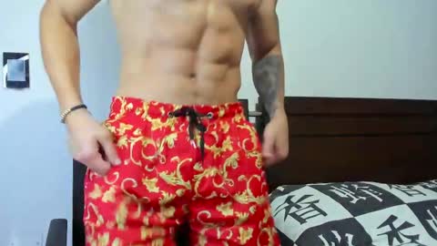 kevin_malone22 online show from April 22, 2026, 3:20 am