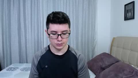 Snapshot of kevinhunts chatting on January 18, 2026, 9:29 pm Kevin online show from January 18, 2026, 9:29 pm