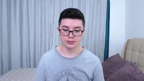 Snapshot of kevinhunts chatting on February 10, 2026, 10:58 pm Kevin online show from February 10, 2026, 10:58 pm