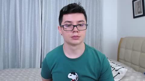 Snapshot of kevinhunts chatting on February 19, 2026, 1:12 am Kevin online show from February 19, 2026, 1:12 am