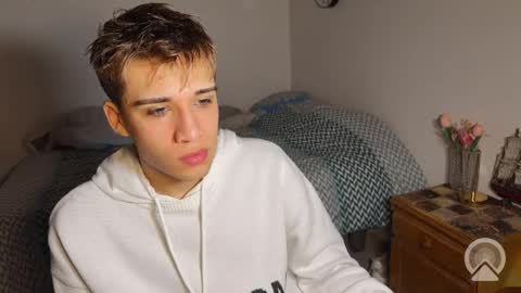 kevonly online show from June 4, 2026, 4:51 am