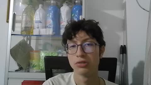 Snapshot of kevintdx chatting on September 21, 2025, 2:24 am kevintdx online show from September 21, 2025, 2:24 am