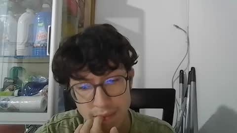 Snapshot of kevintdx chatting on October 5, 2025, 3:27 am kevintdx online show from October 5, 2025, 3:27 am