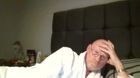 Snapshot of kevlooking4sez chatting on March 2, 2025, 12:20 am kevlooking4sez online show from March 2, 2025, 12:20 am