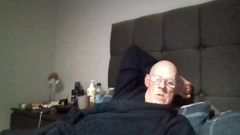 kevlooking4sez online show from July 27, 2026, 11:56 pm