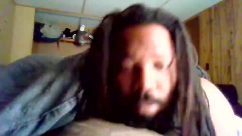Justwontgodown online show from December 17, 2025, 1:06 pm