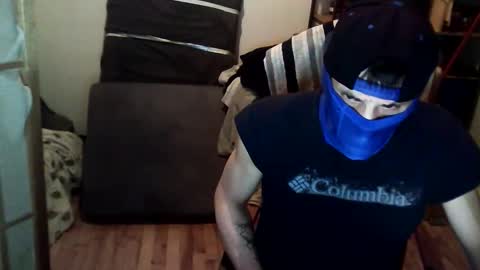 kevmtl8pc online show from April 21, 2026, 5:03 am