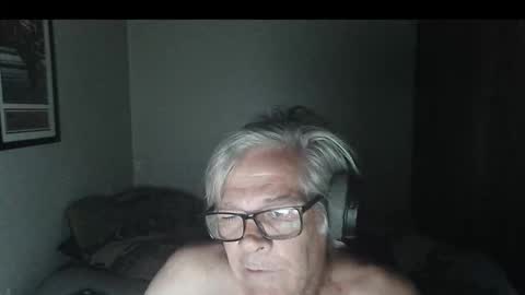 Snapshot of kevwestunder9696 chatting on November 10, 2025, 10:58 am kevwestunder9696 online show from November 10, 2025, 10:58 am