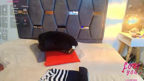 Snapshot of keyla_brunette_ chatting on May 16, 2026, 1:02 am KEYLA BRUNETTE online show from May 16, 2026, 1:02 am