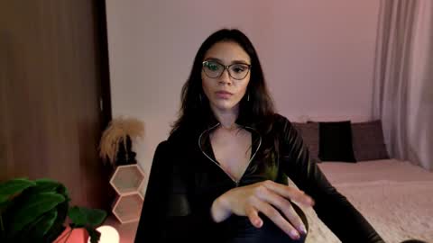 Keyla online show from January 5, 2025, 1:03 am