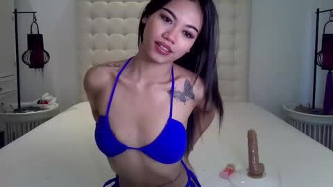 keylle_x online show from February 24, 2026, 6:22 am