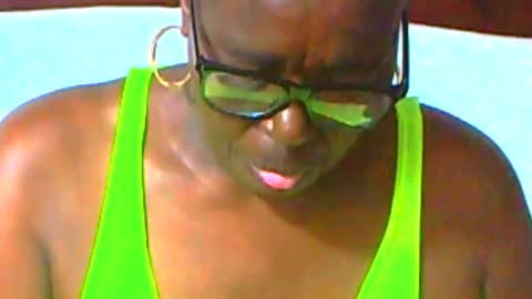 keysenbarxx19 online show from April 6, 2026, 2:53 am