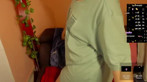 Snapshot of keyt_foxxx chatting on January 17, 2025, 10:44 am Danna Sofia online show from January 17, 2025, 10:44 am