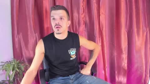 Snapshot of khatarsis2000 chatting on October 10, 2025, 7:35 pm DonyBrown online show from October 10, 2025, 7:35 pm