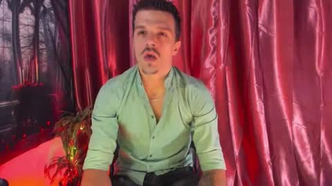 Snapshot of khatarsis2000 chatting on November 4, 2025, 6:34 am DonyBrown online show from November 4, 2025, 6:34 am