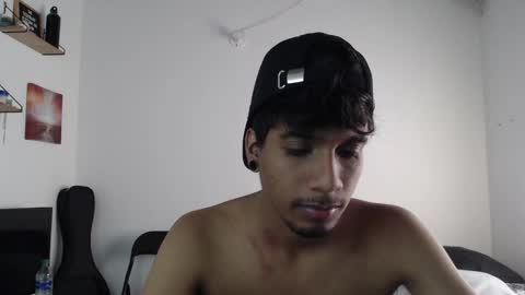 Snapshot of khevinlopezonig chatting on October 25, 2025, 6:57 pm khevinlopezonig online show from October 25, 2025, 6:57 pm