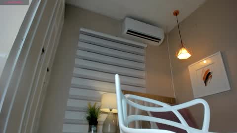 khloe_sweeet online show from October 11, 2025, 11:31 am