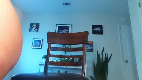 Khloe online show from September 30, 2025, 7:08 pm