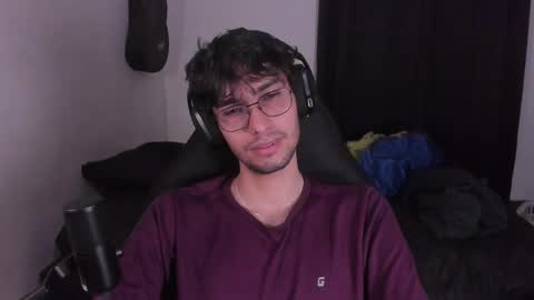 khozler_ online show from September 28, 2025, 3:12 am