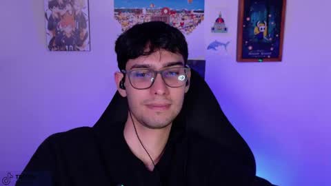 Snapshot of khozler_ chatting on June 10, 2026, 2:12 am khozler_ online show from June 10, 2026, 2:12 am