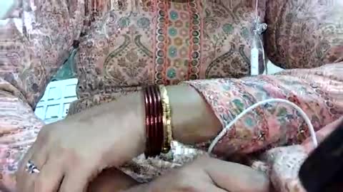 khushisinghh online show from January 14, 2025, 1:06 pm