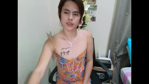 Snapshot of khylle_27 chatting on October 24, 2025, 1:51 pm Khylle 27 online show from October 24, 2025, 1:51 pm