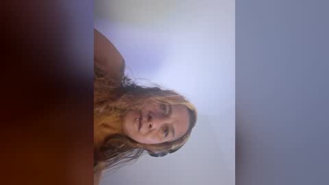 Snapshot of ki_nooks chatting on June 18, 2026, 4:22 pm ki_nooks online show from June 18, 2026, 4:22 pm