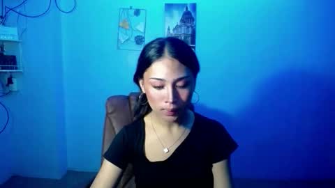 Kiana online show from October 30, 2025, 7:25 pm