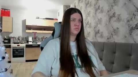 kianna_dior_ online show from January 13, 2026, 11:15 am