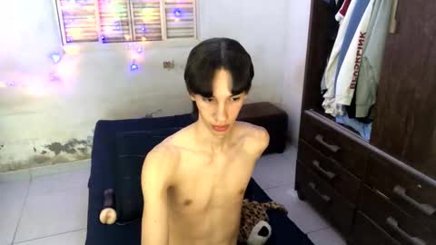 kiantwink online show from January 7, 2025, 6:16 am