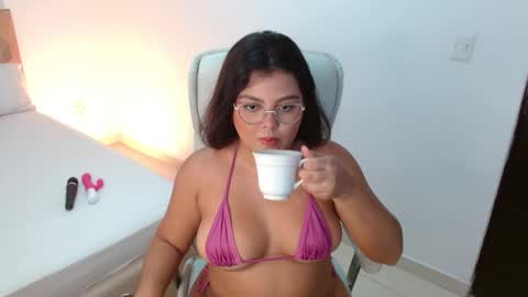 Snapshot of kiara2022 chatting on September 16, 2025, 12:33 am Kiara Evans online show from September 16, 2025, 12:33 am