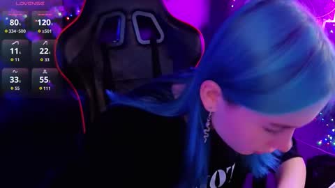 Snapshot of kiara_dream chatting on September 23, 2025, 8:56 pm Kira online show from September 23, 2025, 8:56 pm