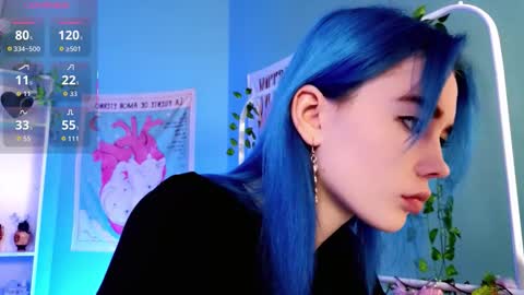 Kira online show from November 28, 2025, 8:55 pm