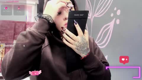 Snapshot of kiara_fox__ chatting on February 14, 2026, 7:54 pm KIARA FOX online show from February 14, 2026, 7:54 pm