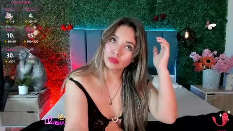 Snapshot of kiaraa88 chatting on June 9, 2026, 8:31 pm Valery online show from June 9, 2026, 8:31 pm